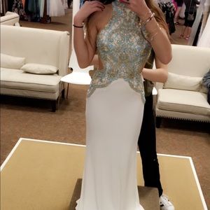 Sherri hill prom dress